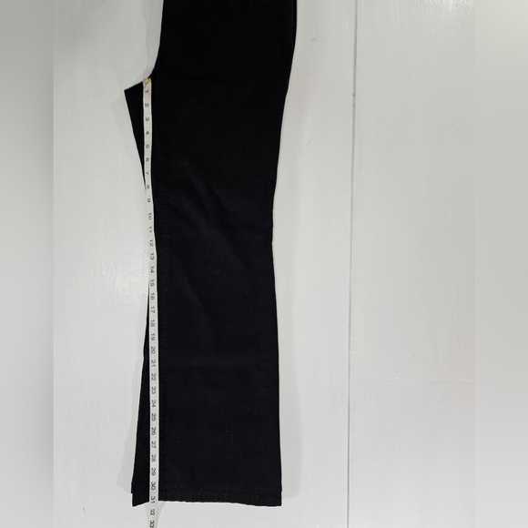 NWT Liz Claiborne Audra black corduroy flare leg pants women's size 14 - Picture 5 of 11